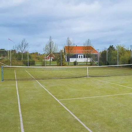 Tennis, Outside & Inside And Sauna - Tisvildelund *