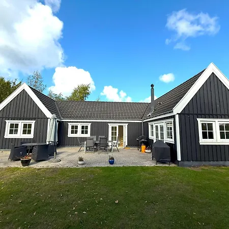 Tennis, Outside & Inside And Sauna - Tisvildelund * Vejby