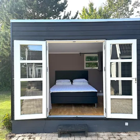 Tennis, Outside & Inside And Sauna - Tisvildelund