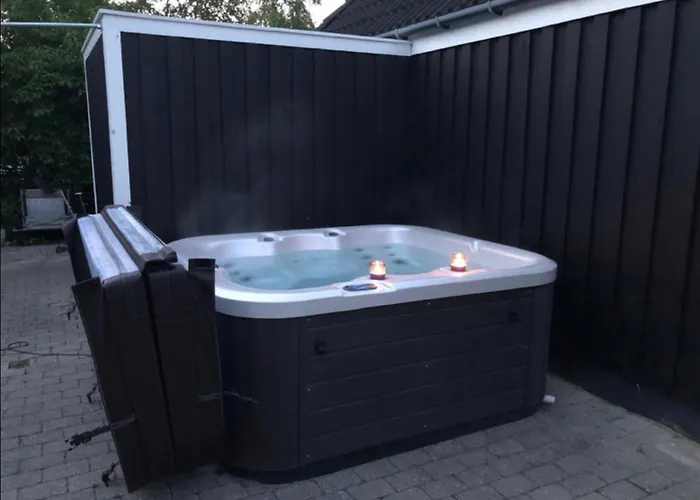 Tennis, Outside & Inside And Sauna - Tisvildelund Casa vacanze