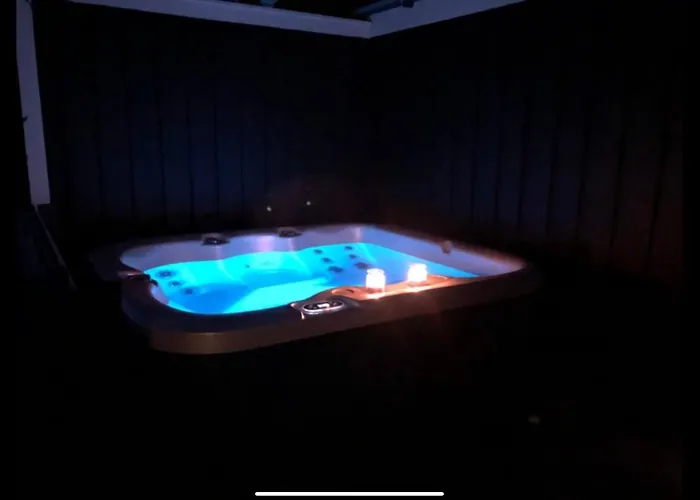 Tennis, Outside & Inside And Sauna - Tisvildelund