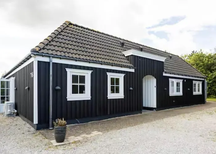 Tennis, Outside & Inside And Sauna - Tisvildelund * Vejby