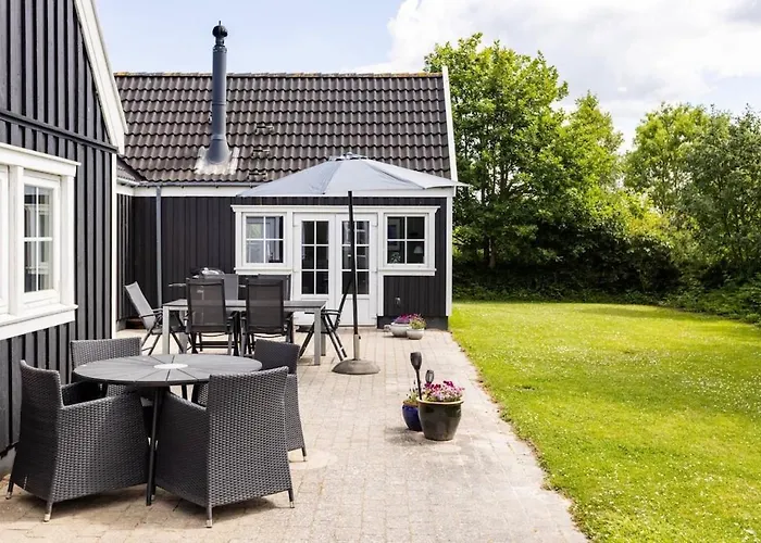 Tennis, Outside & Inside And Sauna - Tisvildelund *