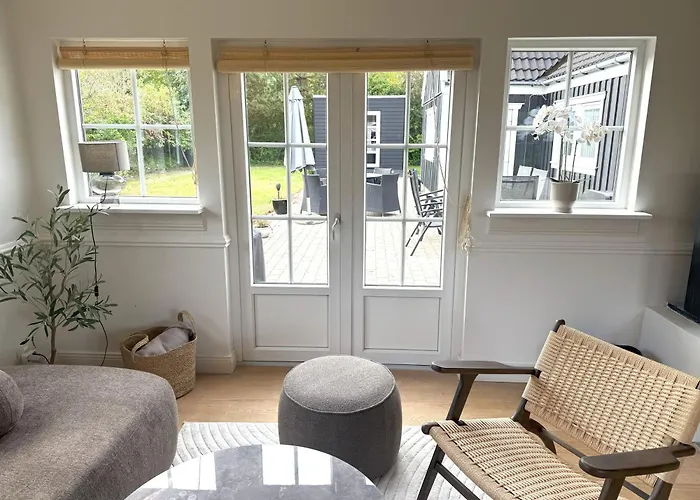 Casa vacanze Tennis, Outside & Inside And Sauna - Tisvildelund Vejby